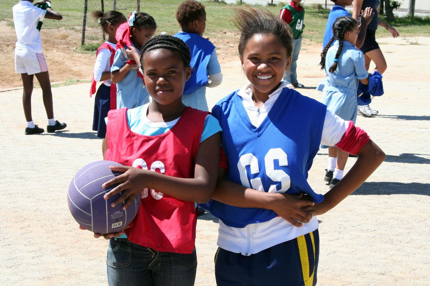 Have fun and teach netball in South Africa
