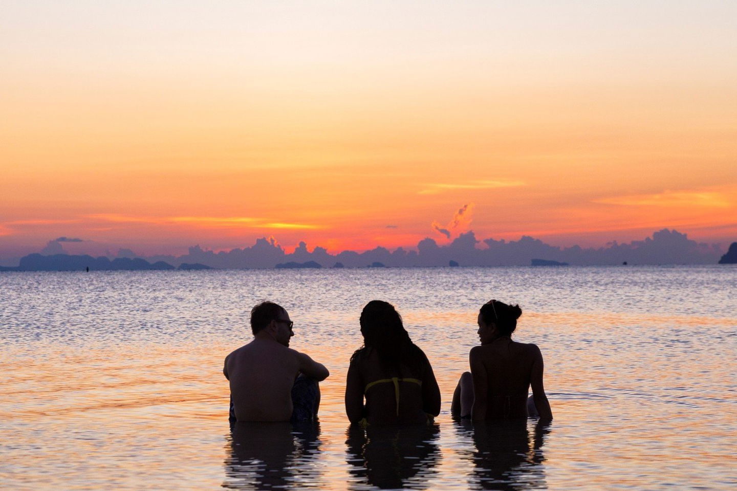 Watch the sunset over Thailand's awesome beaches!