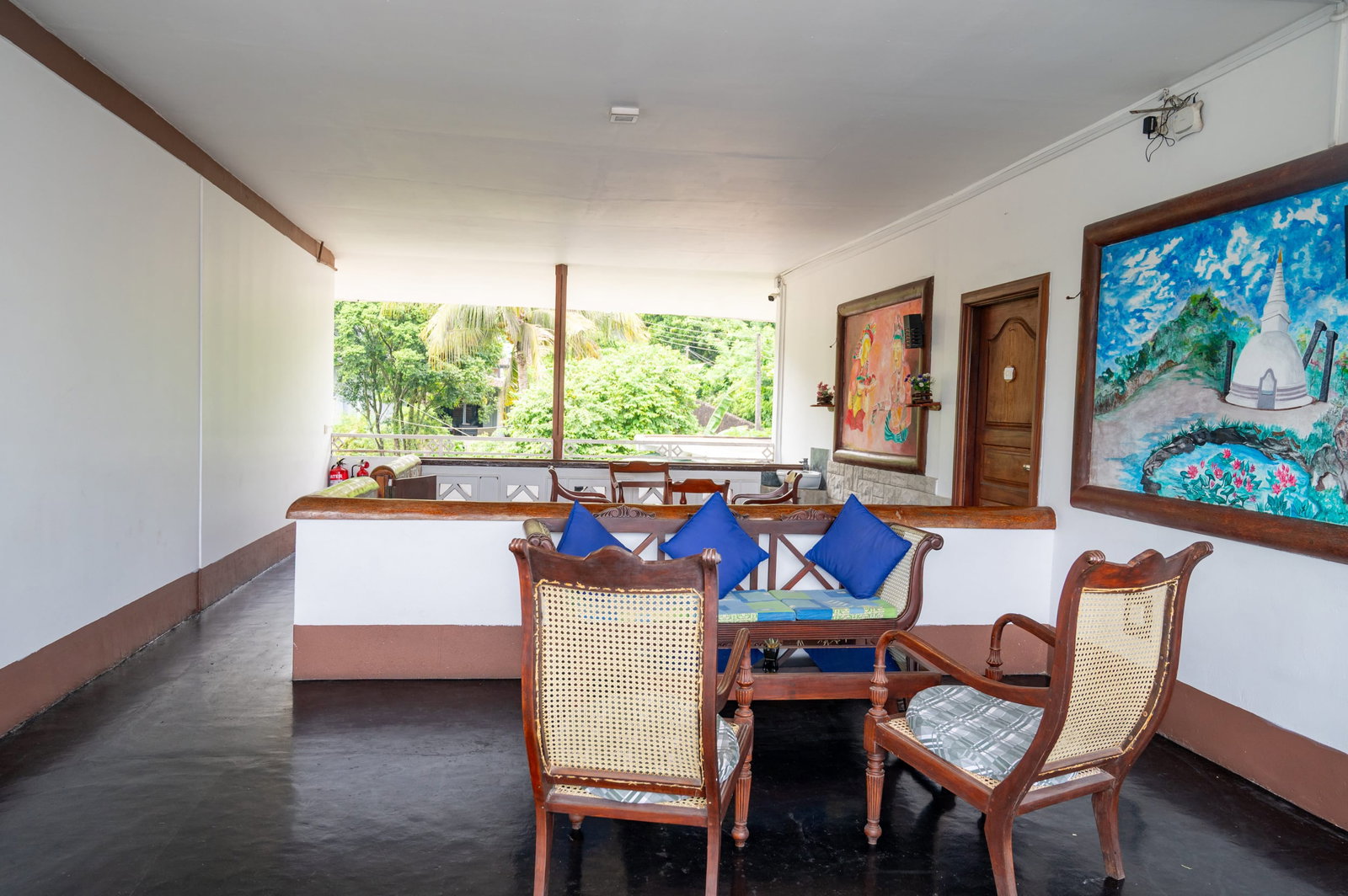 Communal area in Sri Lanka Hostel