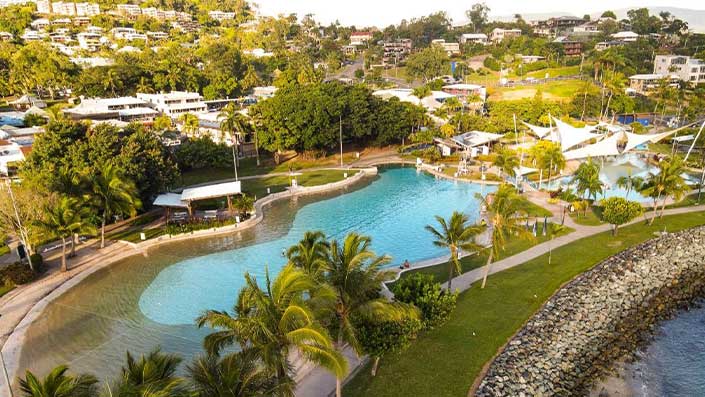 Hostel in Airlie
