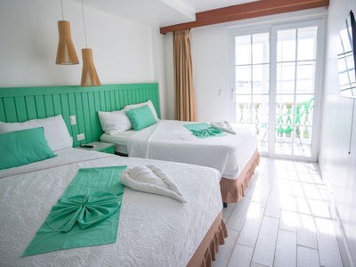 guatemala flores accommodation