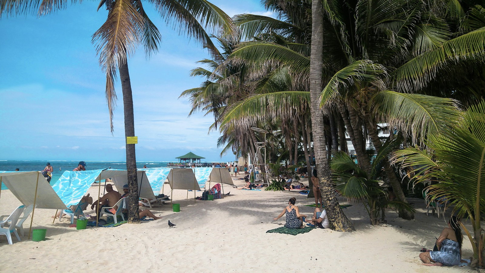 Islas del Rosario beach in colombia