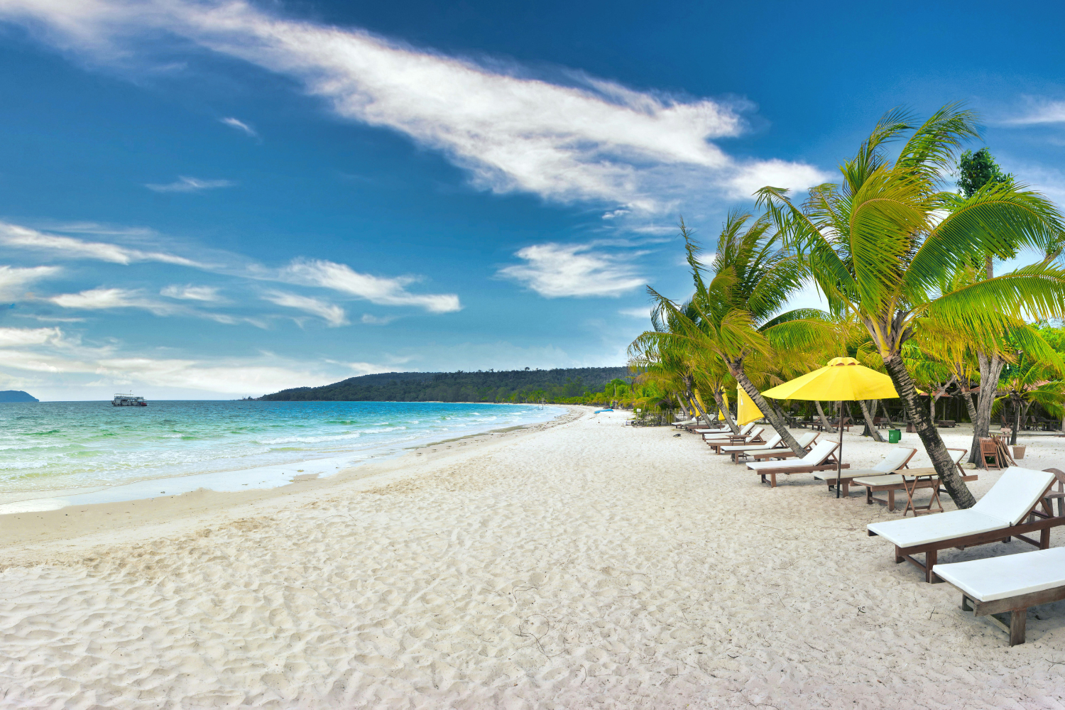 White sand and palm trees on Koh Rong Sanloem