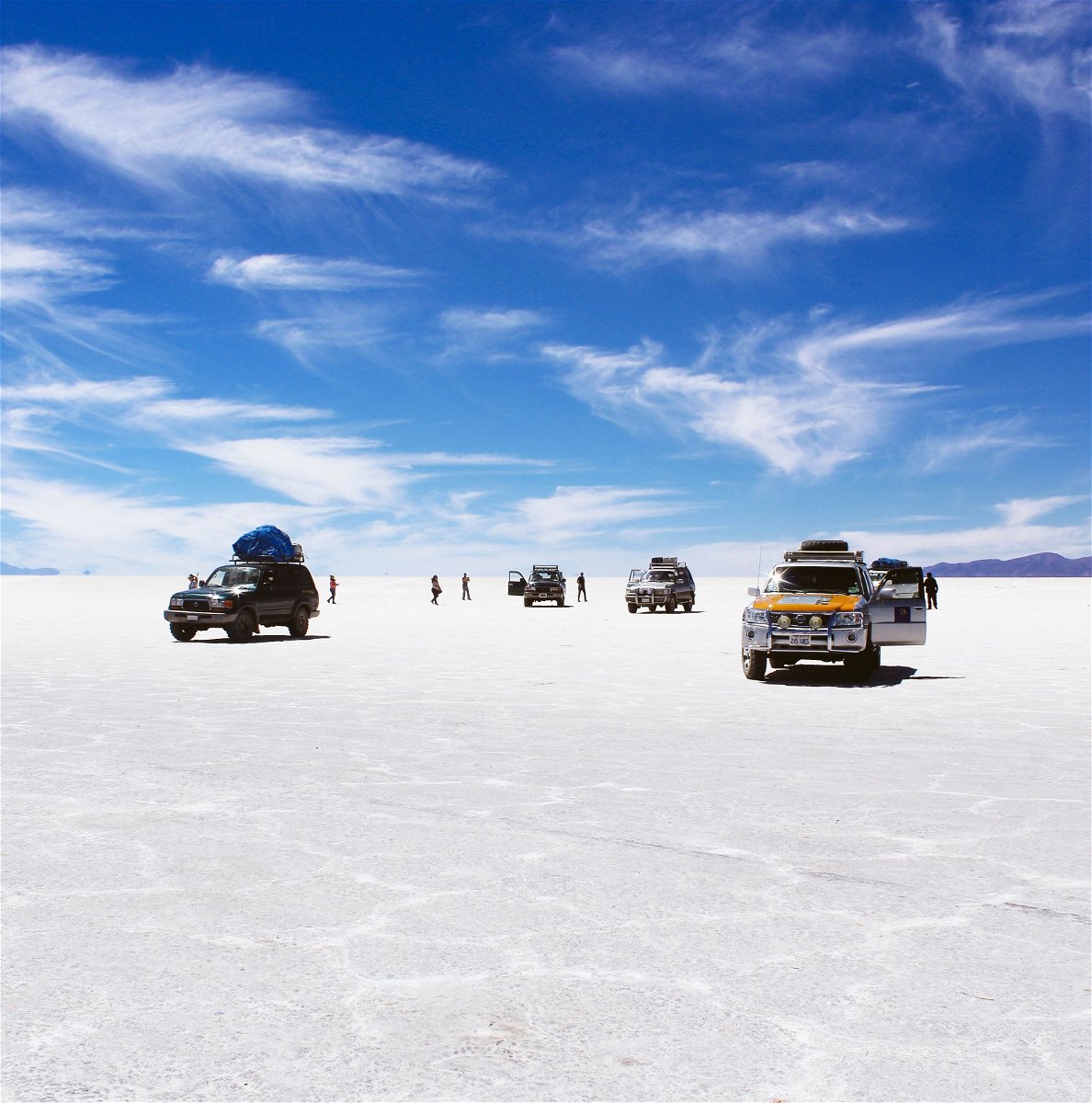 4 x 4 driving on the Bolivian Salt Flats