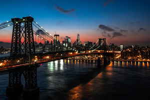 Williamsburg Bridge at night, New York City, USA
