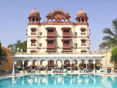 Accommodation and pool on group tour in Pushkar India