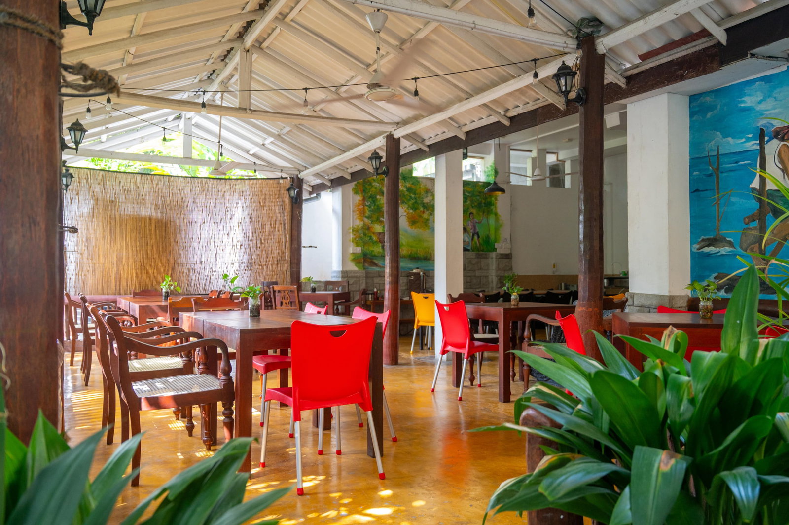 Restaurant in Sri Lanka Hostel