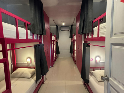 Slumber Party Hostel Beds Thailand Koh Phi Phi