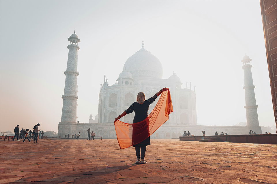 Group traveller at Taj Mahal in India