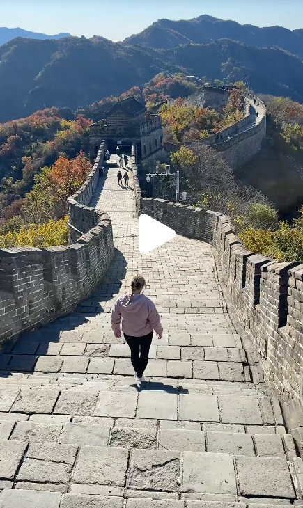 Group traveller walking on great wall of china