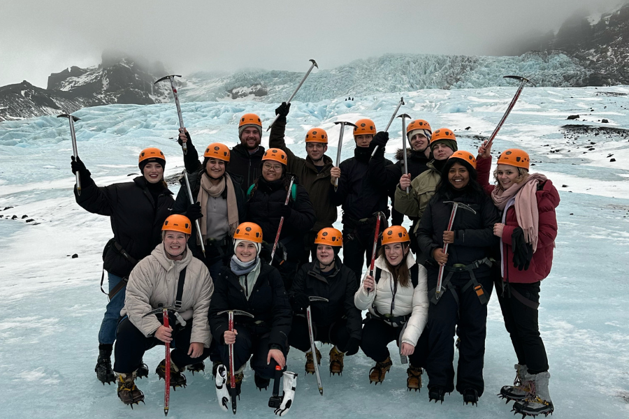 Travellers on the Incredible Iceland group trip